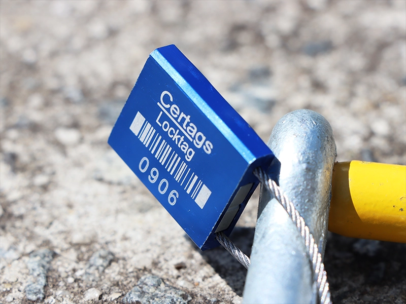Manipulationssicherer Lock-Tag von Certag aus Aluminium